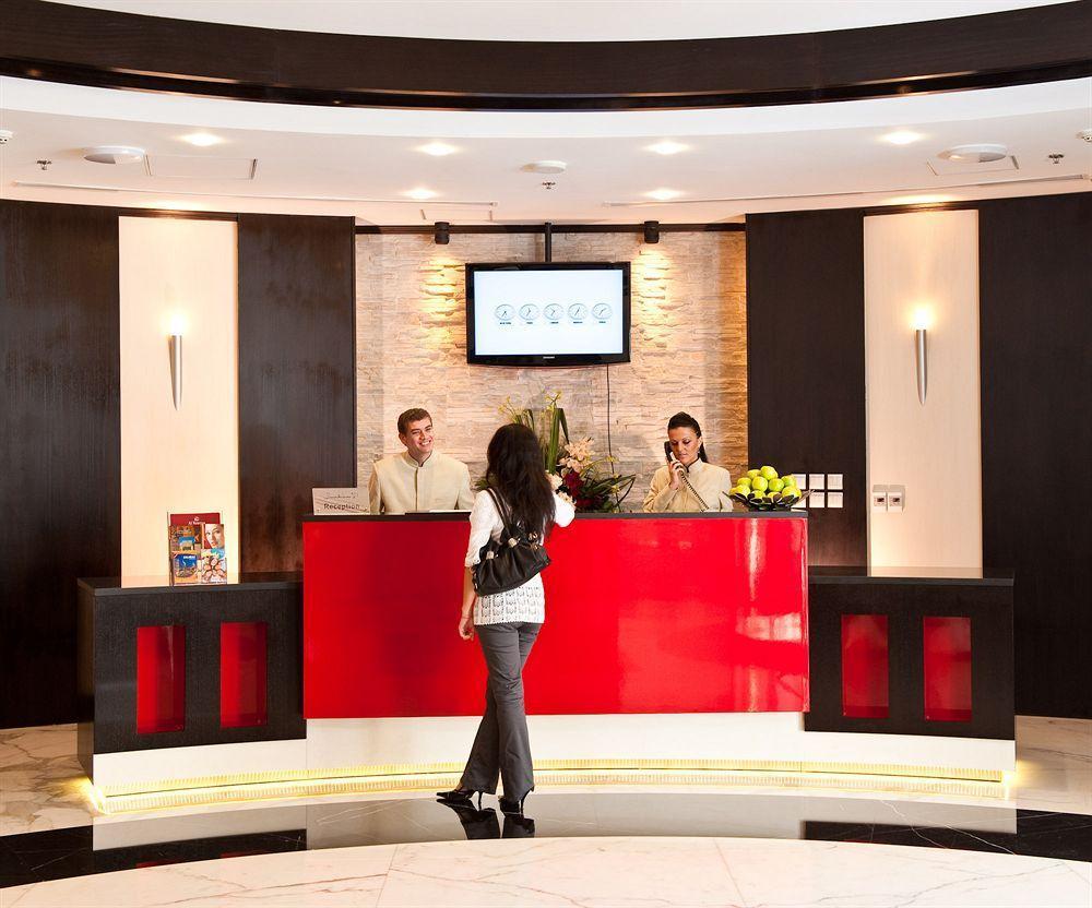 Al Nawras Hotel Apartments Dubai Exterior photo